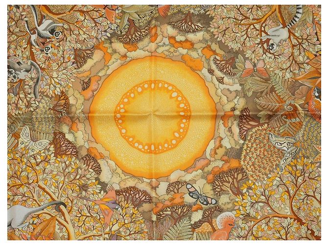 Foulard di seta Hermès Au Coeur de la Vie 90 cm - Arancione/Marrone Rosa Bianco D'oro Verde - vista 2