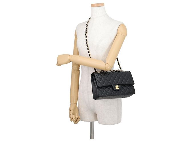 Borsa a tracolla con catena Chanel Matelasse in pelle d'agnello Nero - vista 5
