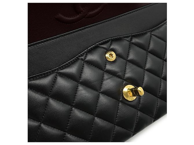 Borsa a tracolla con catena Chanel Matelasse in pelle d'agnello Nero - vista 8