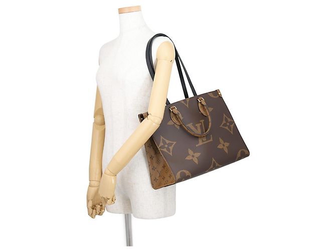Borsa Tote Louis Vuitton Monogram Reverse Giant OnTheGo MM Marrone - vista 5