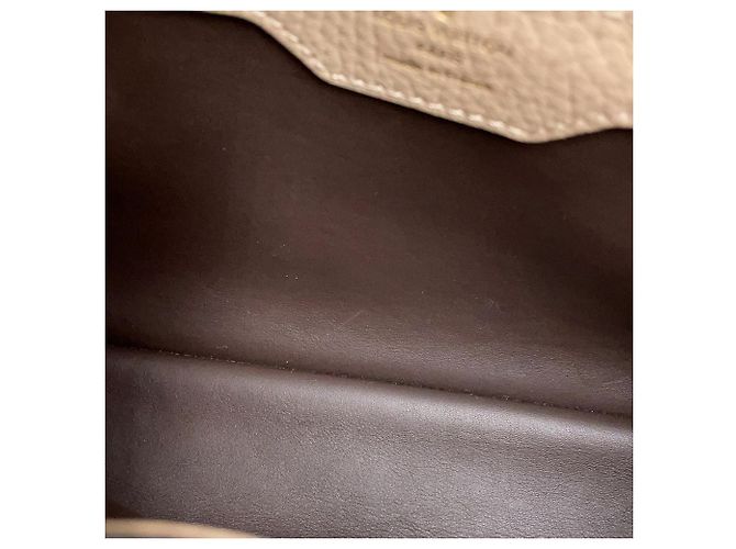 Borsa Louis Vuitton Capucines PM - vista 10