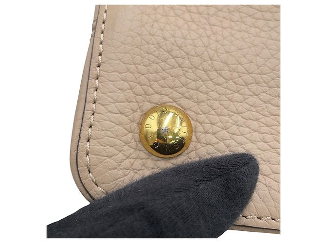 Borsa Louis Vuitton Capucines PM - vista 14