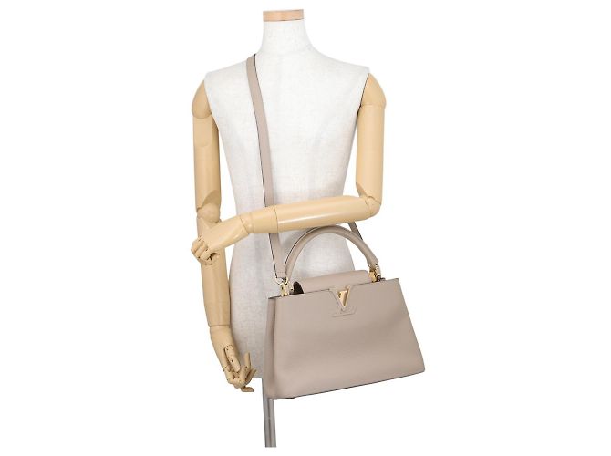 Borsa Louis Vuitton Capucines PM - vista 5