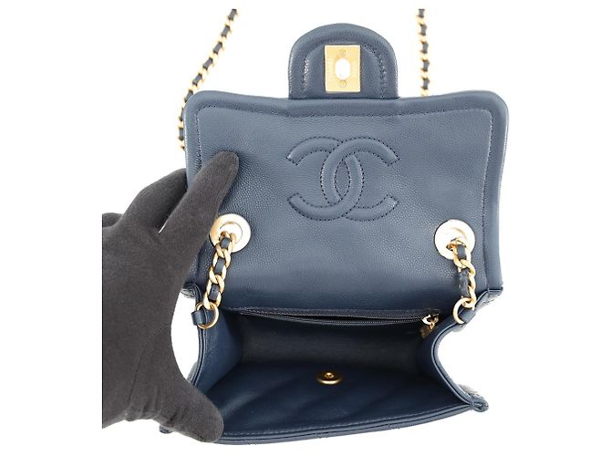 Borsa a tracolla Chanel Mini Matelassé con catena Blu navy - vista 5