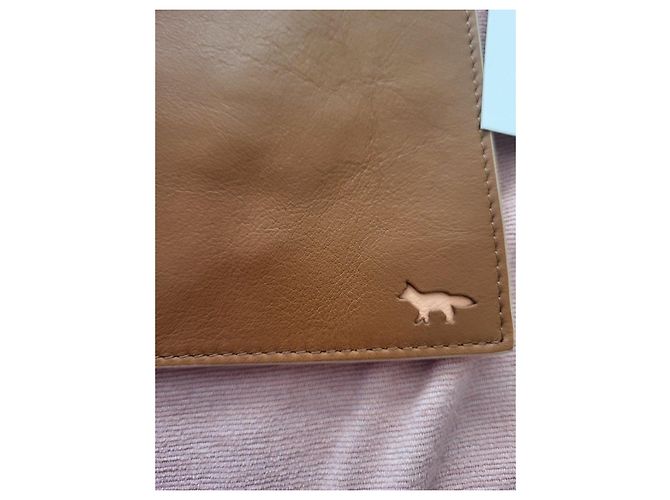 Autre Marque Maison Kitsuné Pochette in Pelle Rosa - vista 5