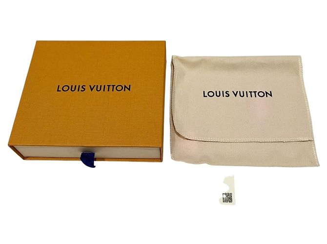 Capucines Carteira Louis Vuitton Tri-fold - vista 5