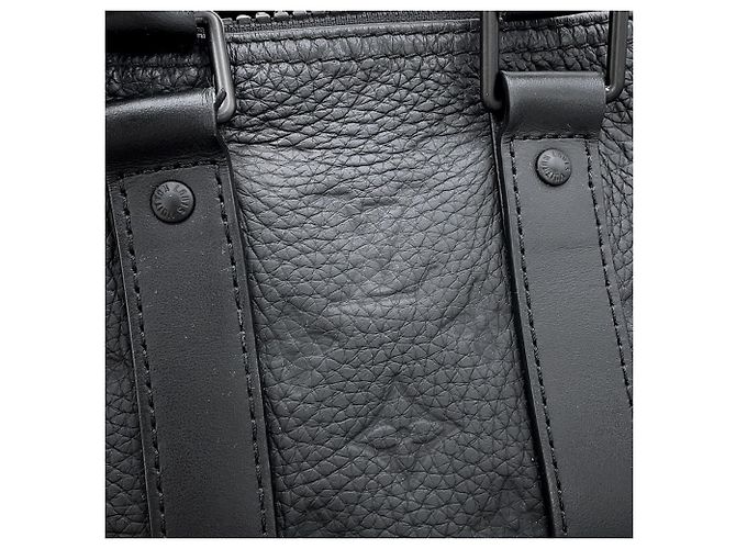 Bolso de mano Louis Vuitton Keepall Bandoulière 25 Monogram Negro - vista 10
