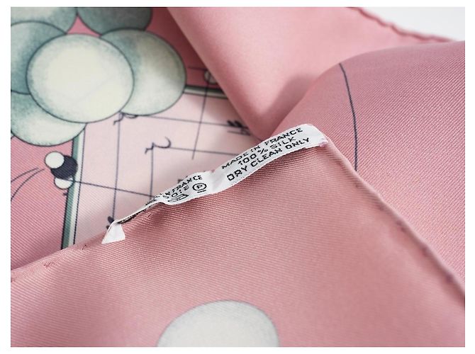 Hermès La Musique des Sphères 90 cm Seidentuch - Rosa Pink Weiß Blau Beige Grün - Ansicht 15