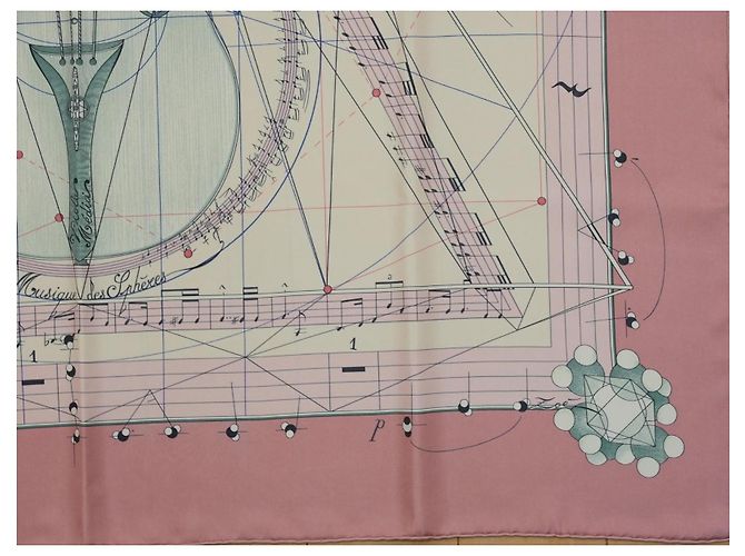 Hermès La Musique des Sphères 90 cm Seidentuch - Rosa Pink Weiß Blau Beige Grün - Ansicht 5