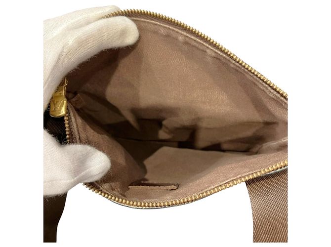 Louis Vuitton Pochette Melville Shoulder Bag Marrone Bianco - vista 6