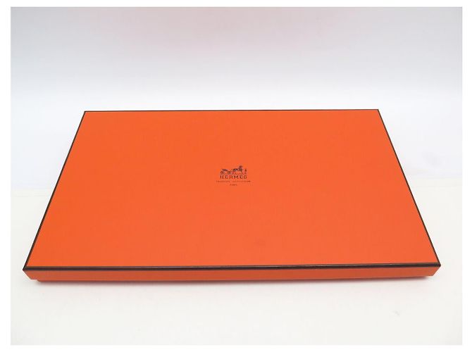 Hermès NUOVO PAREO HERMES MAXI STAMPE GRAFICHE NDOP COTONE BLU + SCATOLA SARONG - vista 11