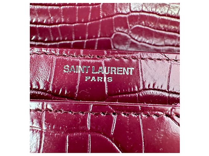 Borsa a tracolla Saint Laurent Sunset Medium in pelle goffrata croc Burgundy Rosso Bordò - vista 12