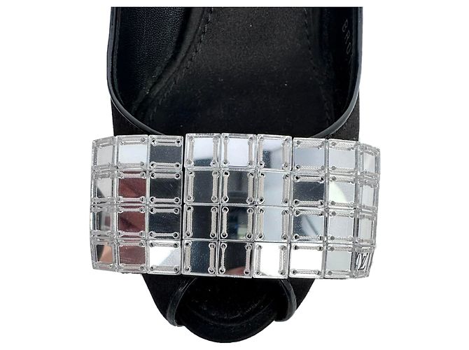 Décolleté peep-toe in raso nero con cristalli Louis Vuitton - vista 9