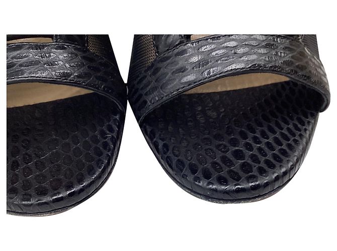 Stivaletti Trouble Open-Tie di Christian Louboutin in mesh nero - vista 7