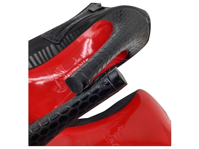 Stivaletti Trouble Open-Tie di Christian Louboutin in mesh nero - vista 8