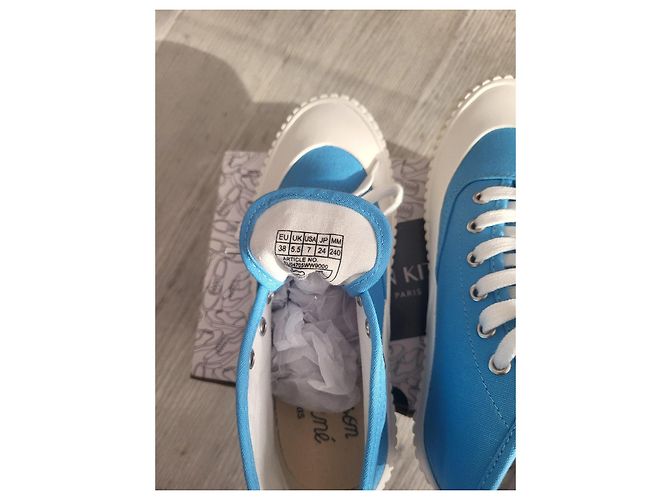 Autre Marque Maison Kitsuné Blaue Low-Top-Sneaker aus Canvas mit Fuchs-Patch Weiß - Ansicht 5