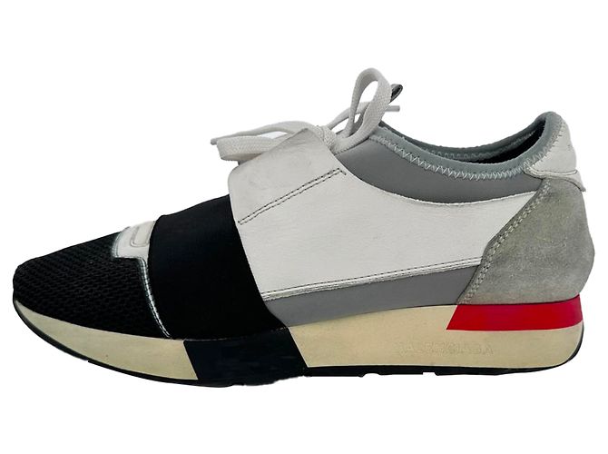 Everyday Balenciaga Race Runner Sneaker aus weißem Leder und Mesh - Ansicht 2