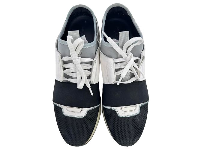 Everyday Balenciaga Race Runner Sneaker aus weißem Leder und Mesh - Ansicht 5