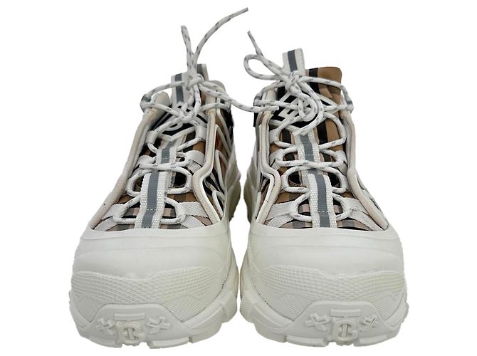Burberry Arthur Vintage Check Sneaker aus beigem Canvas - Ansicht 3