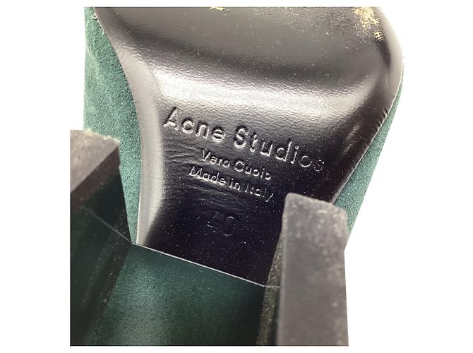 Décolleté a punta Alvara di Acne Studios in camoscio Olive Verde Verde oliva - vista 9