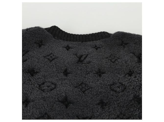 Louis Vuitton Graues Shearling Monogram Crewneck T-Shirt in Größe Xxl - Ansicht 10