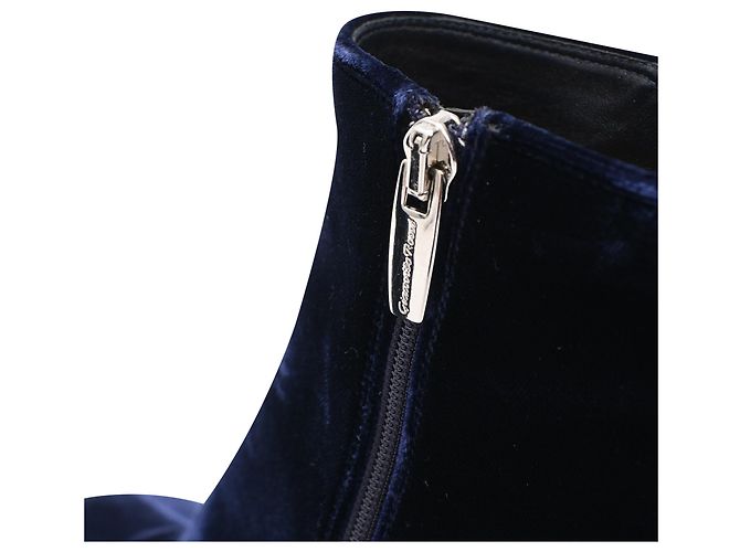 Stivaletti con punta rotonda Gianvito Rossi in velluto blu navy - vista 13