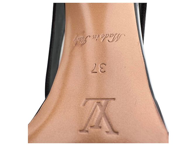 Décolleté aperte Louis Vuitton con dettaglio lucchetto e ritagli in pelle verniciata nera Nero - vista 10