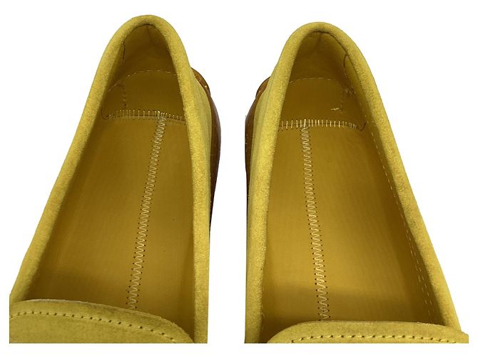 Mocassini Tod's in suede giallo con suola in gomma - vista 12