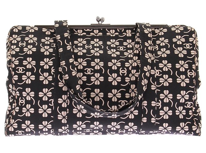 Chanel Borsa a pochette bianca e nera Nero - vista 6