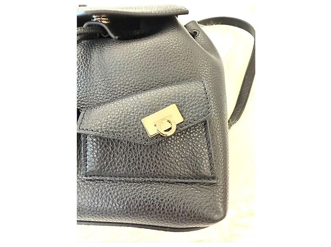 Salvatore Ferragamo Mini zaino multi-tasche Nero - vista 11