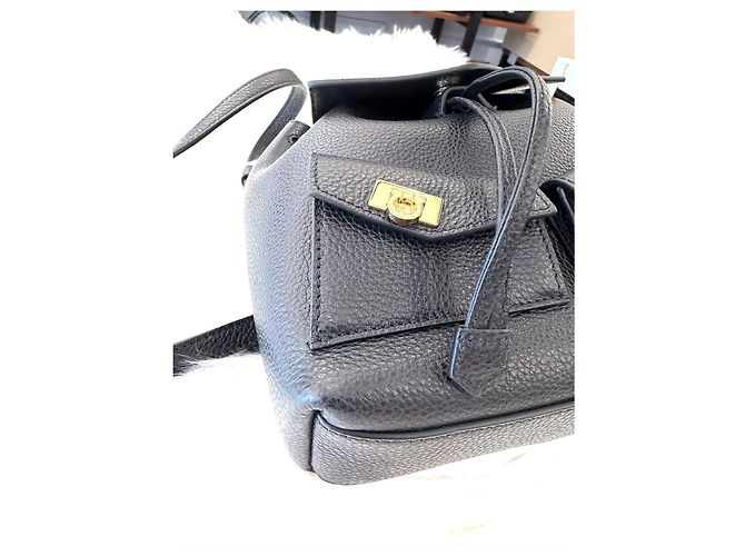 Salvatore Ferragamo Mini zaino multi-tasche Nero - vista 9