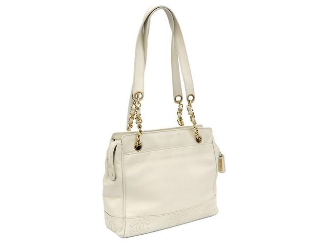 Chanel Borsa a tracolla Triple CC in Caviar bianco - vista 2