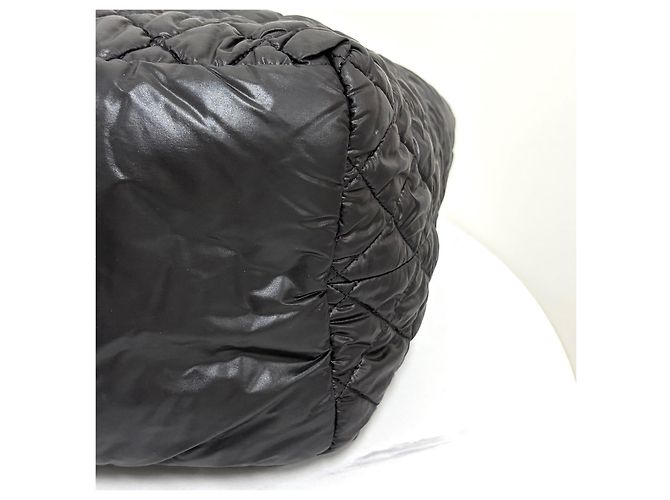 Chanel Saco Tote Cocoon Acolchoado Black Preto - vista 11