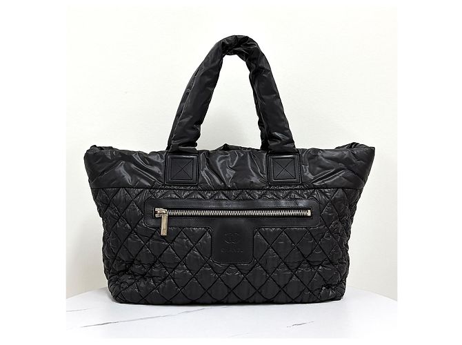 Chanel Saco Tote Cocoon Acolchoado Black Preto - vista 5