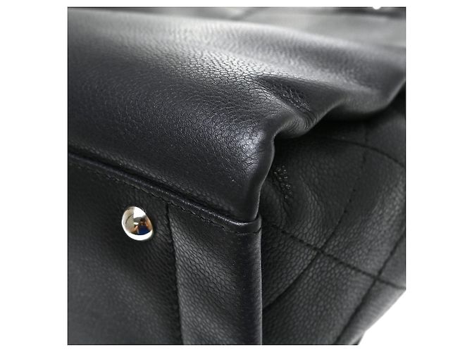 Chanel Ultimate Executive Tote Caviar Medium Nero - vista 6