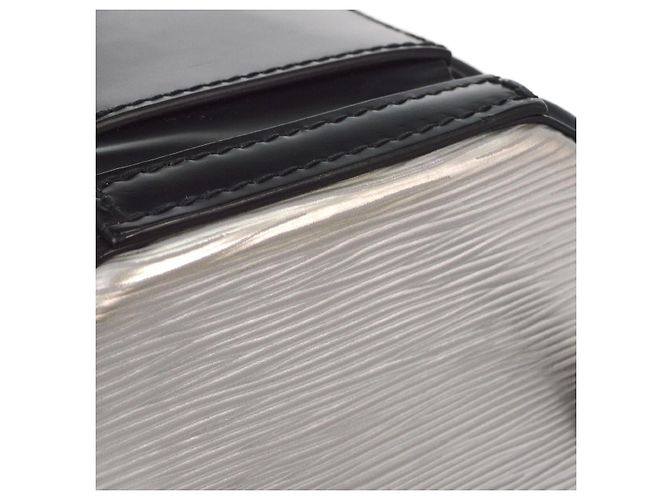 Louis Vuitton Cannes Epi Leather Argento - vista 7