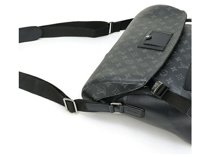 Borsa Louis Vuitton Voyage MM Nero Monogramma - vista 2