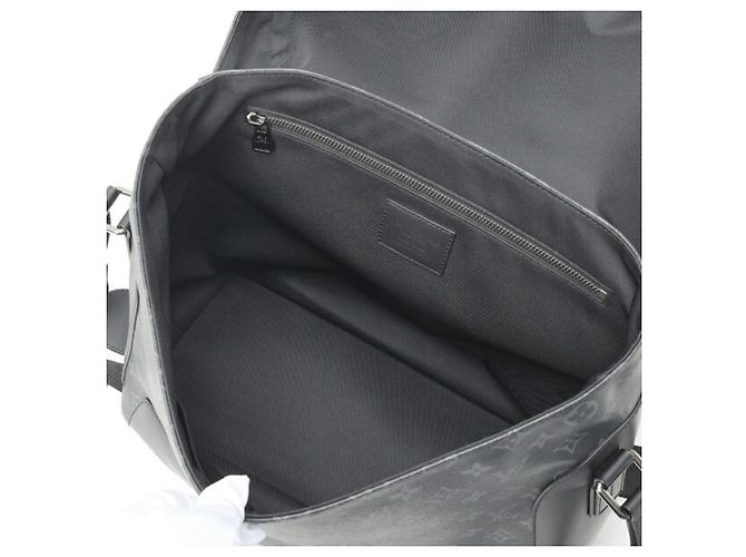 Borsa Louis Vuitton Voyage MM Nero Monogramma - vista 6