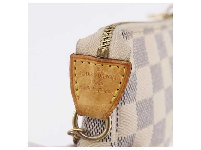 Louis Vuitton Mini pochette accessoires Damier Canvas Mini Beige - vista 6