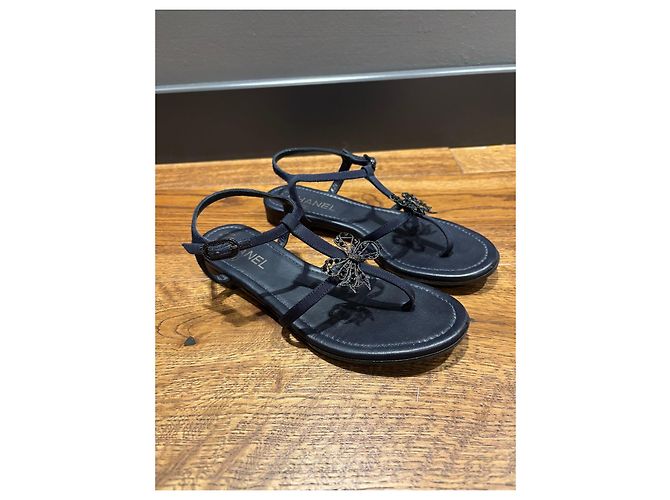 Sandali T-Strap Chanel blu navy con fiocco decorato Blu scuro - vista 11