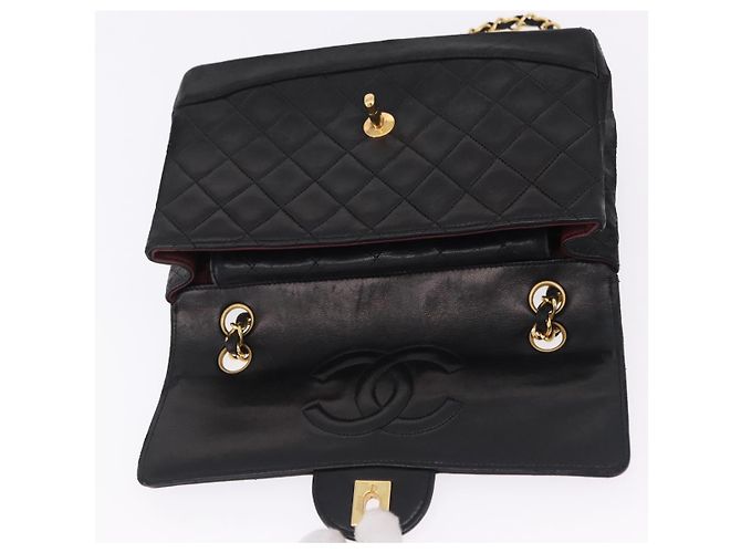 Borsa a tracolla CHANEL Matelasse con catena in pelle d'agnello nera e oro CC Auth 195725 Nero D'oro - vista 10