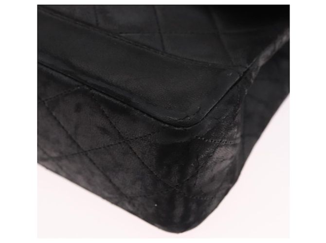 Borsa a tracolla CHANEL Matelasse con catena in pelle d'agnello nera e oro CC Auth 195725 Nero D'oro - vista 14