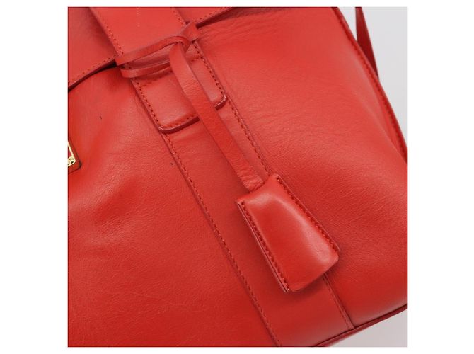 Borsa Salvatore Ferragamo Gancini in pelle rossa e oro Auth 195014 Rosso D'oro - vista 18