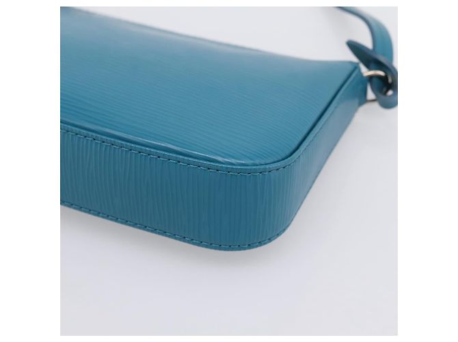 LOUIS VUITTON Epi Pochette Accessoires Pouch Cyan M40823 LV Auth 196344V - vista 16