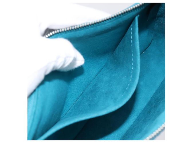 LOUIS VUITTON Epi Pochette Accessoires Pouch Cyan M40823 LV Auth 196344V - vista 22