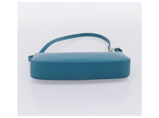 LOUIS VUITTON Epi Pochette Accessoires Pouch Cyan M40823 LV Auth 196344V - vista 5