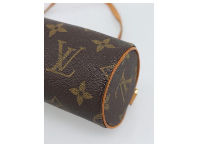 LOUIS VUITTON Pochette Papillon Monogram LV Auth 195230V Monogramme - vue 14