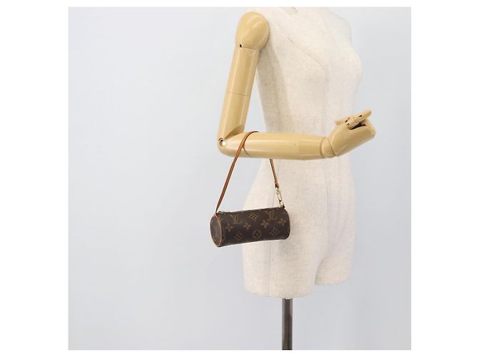 LOUIS VUITTON Pochette Papillon Monogram LV Auth 195230V Monogramme - vue 20