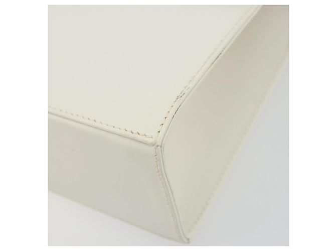 Borsa a tracolla Salvatore Ferragamo Gancini in pelle bianca e oro Auth 196208 Bianco - view 10