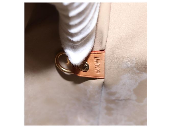 Sac à main LOUIS VUITTON Monogram Vernis Houston Beige M91004 LV Auth BA14836 - vue 12
